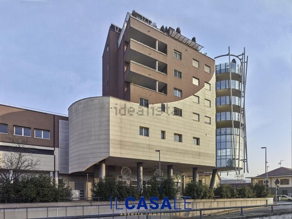 locale commerciale in affitto a Moncalieri