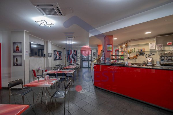 negozio in affitto a Moncalieri