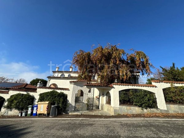 casa indipendente in affitto a Moncalieri in zona Revigliasco