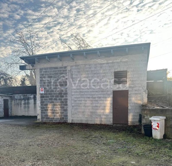 locale commerciale in affitto a Moncalieri in zona Moriondo