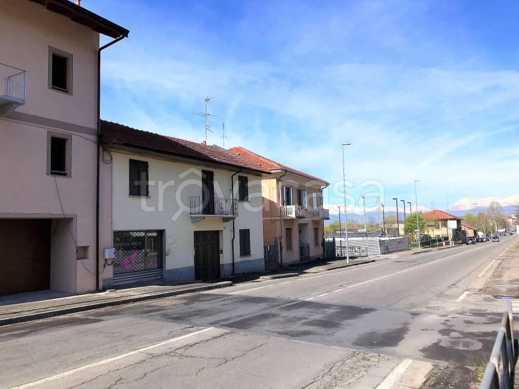 negozio in affitto a Moncalieri in zona Moriondo