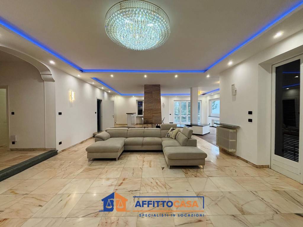 casa indipendente in affitto a Moncalieri in zona Revigliasco