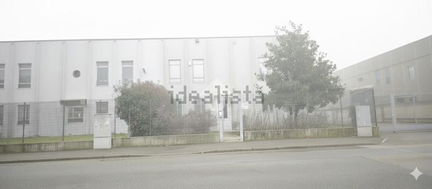 capannone in affitto a Moncalieri