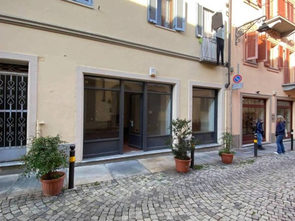 negozio in affitto a Moncalieri