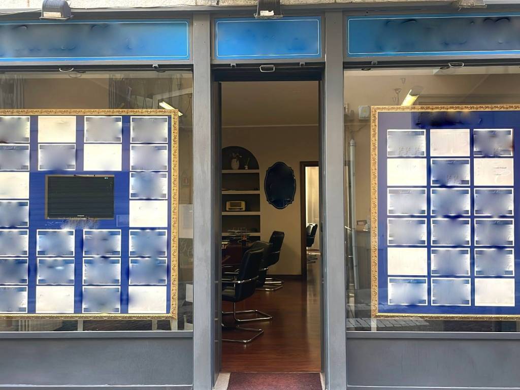 negozio in affitto a Moncalieri