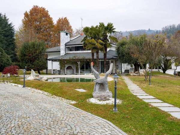 casa indipendente in affitto a Moncalieri in zona Revigliasco