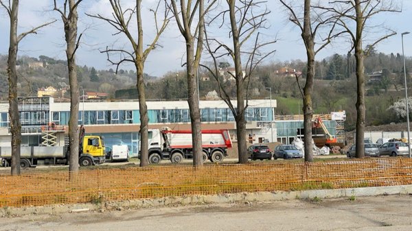 locale commerciale in affitto a Moncalieri