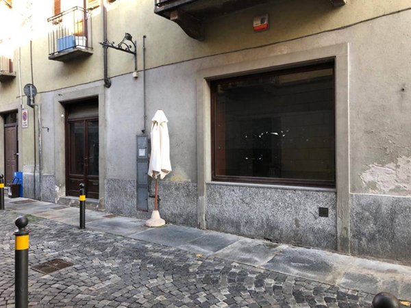 negozio in affitto a Moncalieri