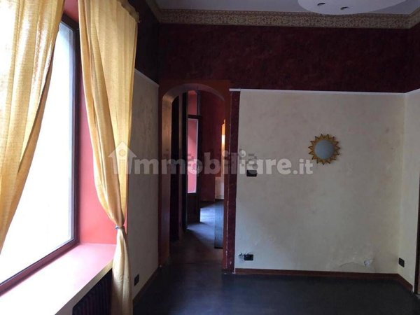 locale commerciale in affitto a Moncalieri