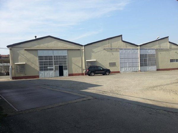 locale di sgombero in affitto a Moncalieri