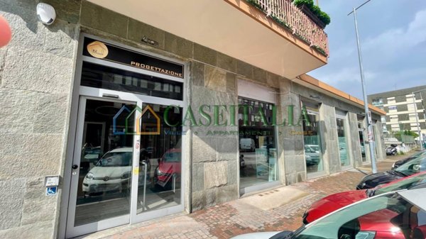locale commerciale in affitto a Moncalieri in zona Borgo San Pietro