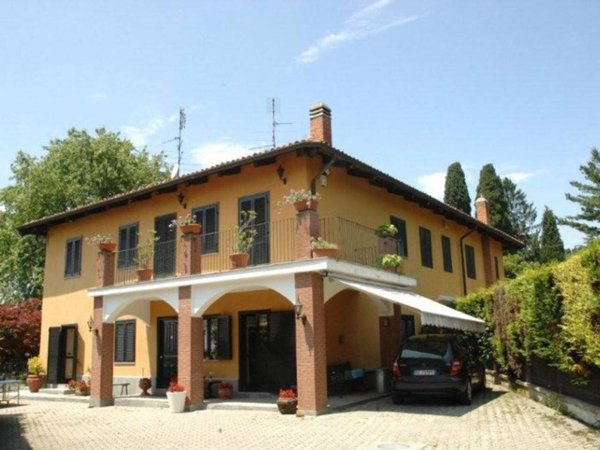 casa indipendente in affitto a Moncalieri