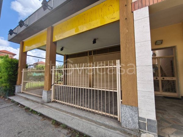 negozio in affitto a Moncalieri