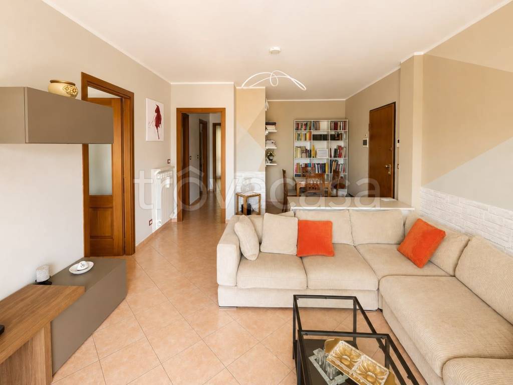 appartamento in affitto a Moncalieri
