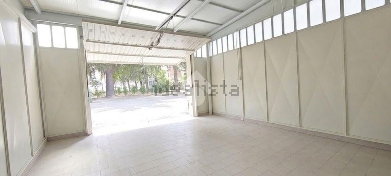 locale commerciale in affitto a Moncalieri