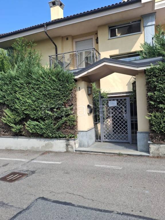 appartamento in affitto a Moncalieri in zona Boccia d'Oro