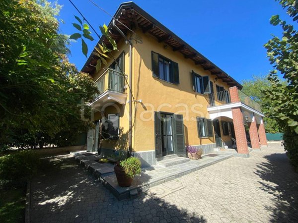 casa indipendente in affitto a Moncalieri
