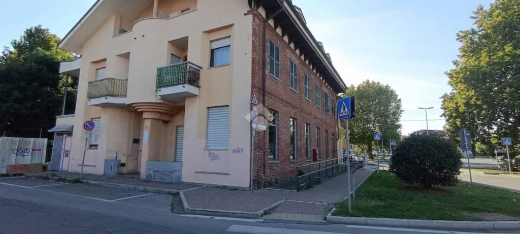 appartamento in affitto a Moncalieri in zona Borgo San Pietro