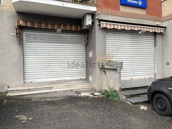 locale commerciale in affitto a Montalto Dora