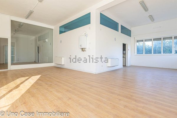 locale commerciale in affitto a Montalto Dora