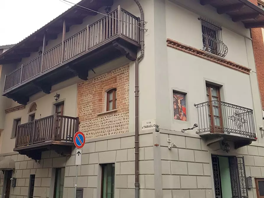 locale commerciale in affitto a Montanaro