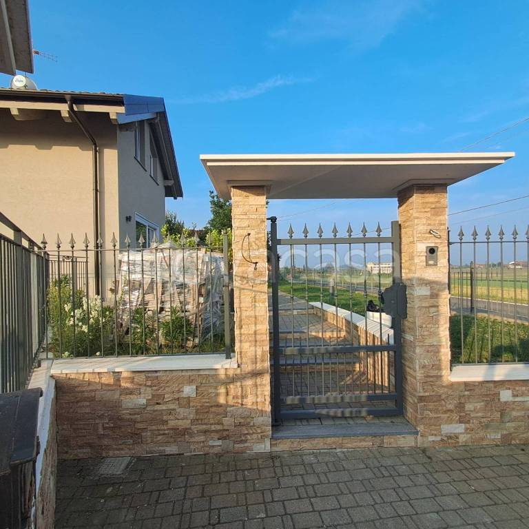 casa indipendente in affitto a Moriondo Torinese