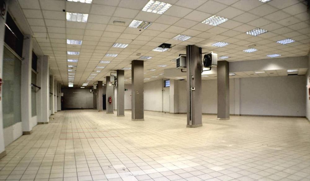 locale commerciale in affitto a Nichelino