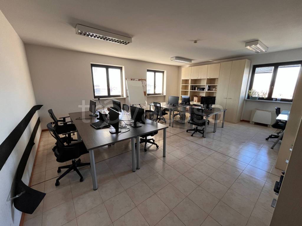 ufficio in affitto a Nichelino
