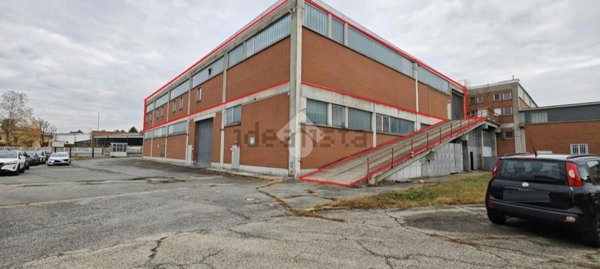 locale di sgombero in affitto a Nichelino