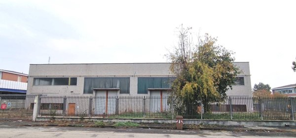 capannone in affitto a Nichelino