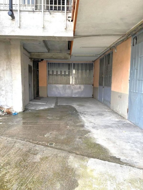 locale commerciale in affitto a Nichelino