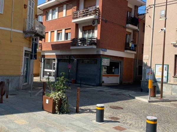 negozio in affitto a Nole