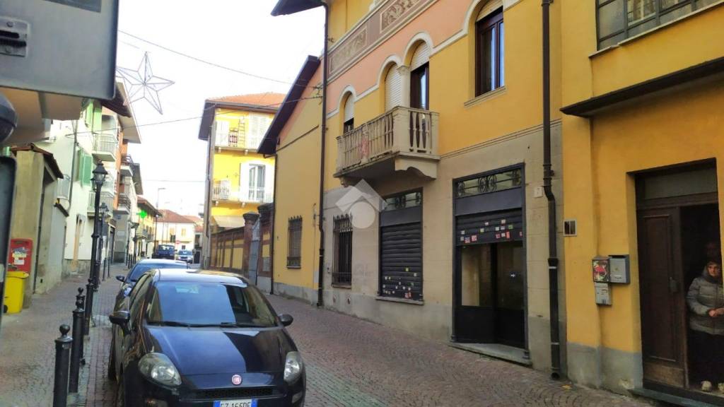negozio in affitto a Nole