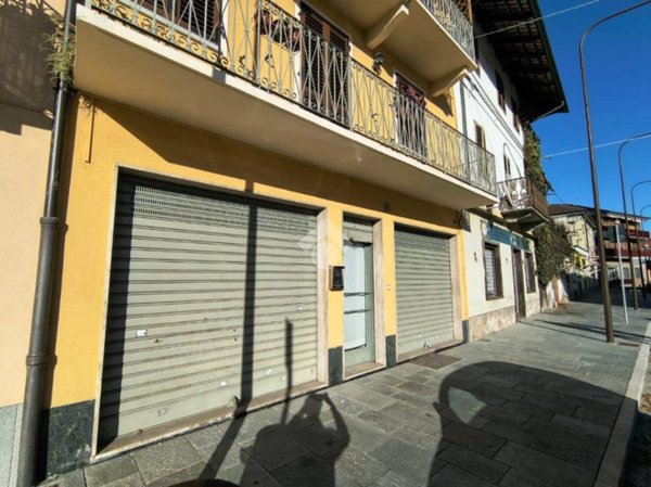 negozio in affitto a Nole