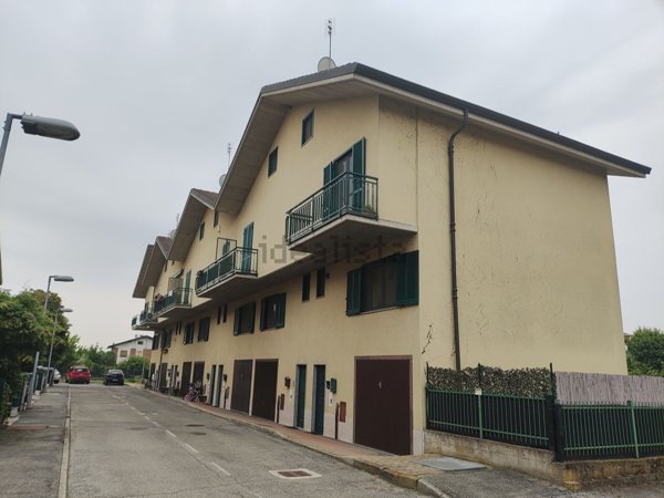 casa indipendente in affitto a None