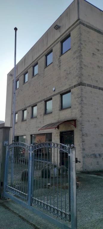locale di sgombero in affitto ad Orbassano