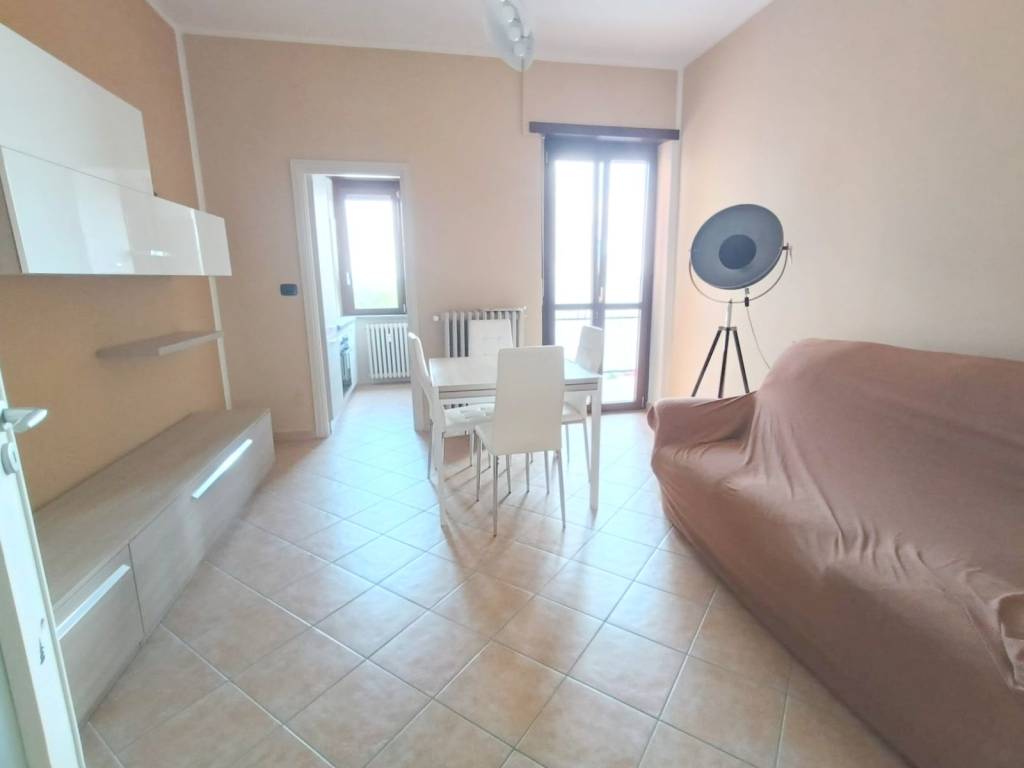 appartamento in affitto ad Orbassano