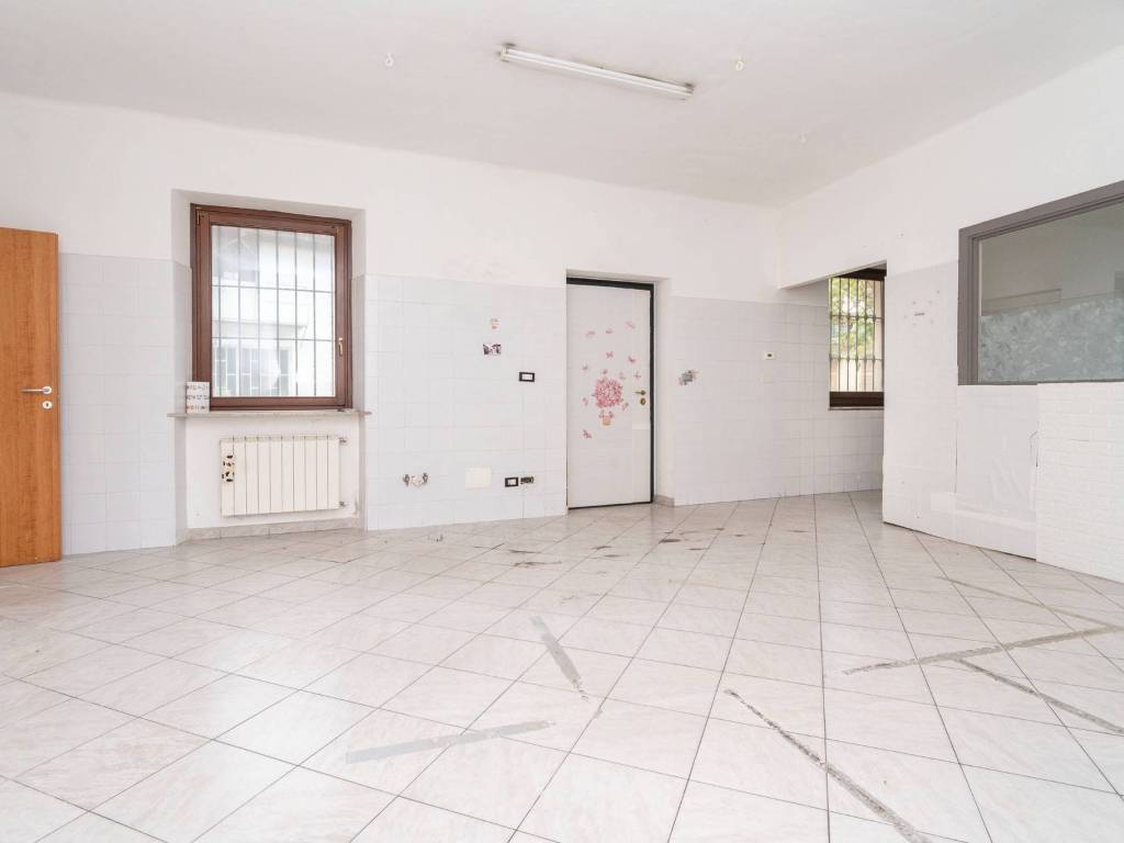 ufficio in affitto ad Orbassano