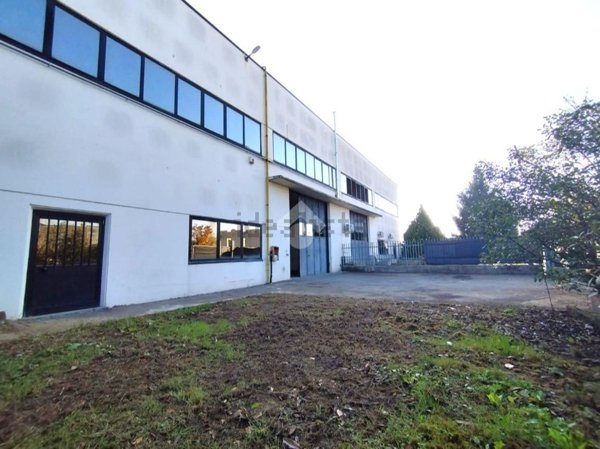 capannone in affitto ad Orbassano