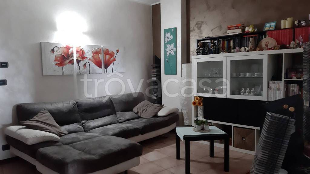 appartamento in affitto ad Orbassano