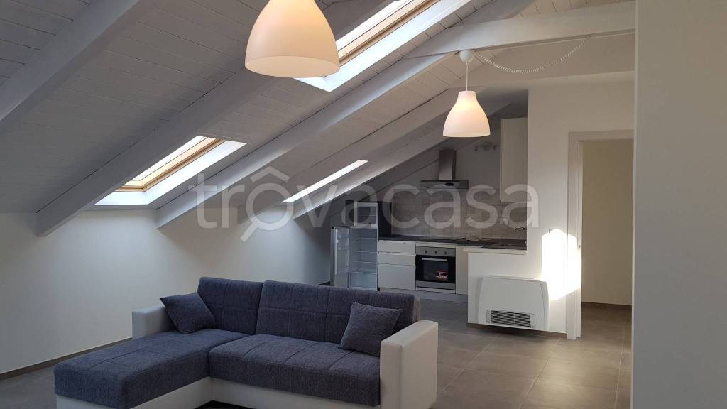 appartamento in affitto ad Orbassano