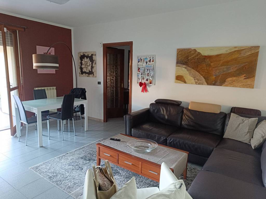 appartamento in affitto ad Orbassano