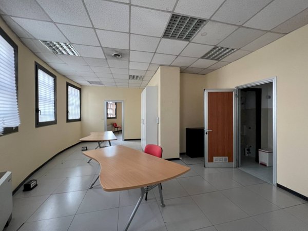 ufficio in affitto ad Orbassano