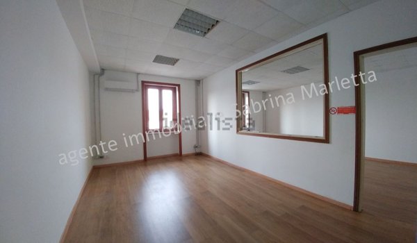 ufficio in affitto ad Orbassano