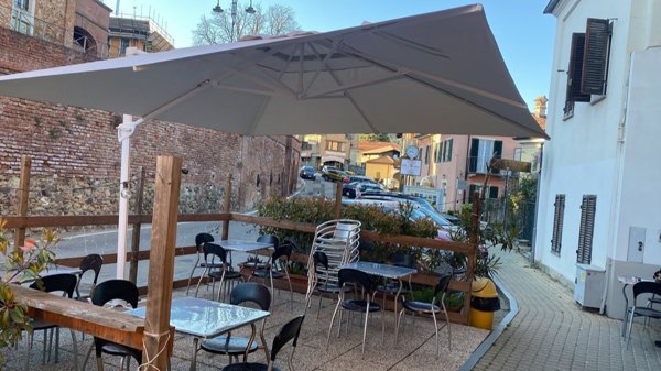 negozio in affitto a Pecetto Torinese
