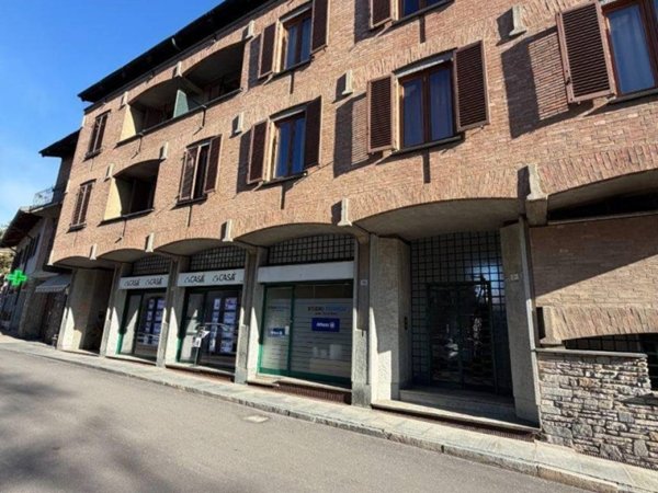 negozio in affitto a Pecetto Torinese