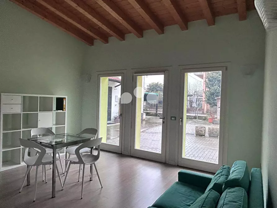 appartamento in affitto ad Azzanello