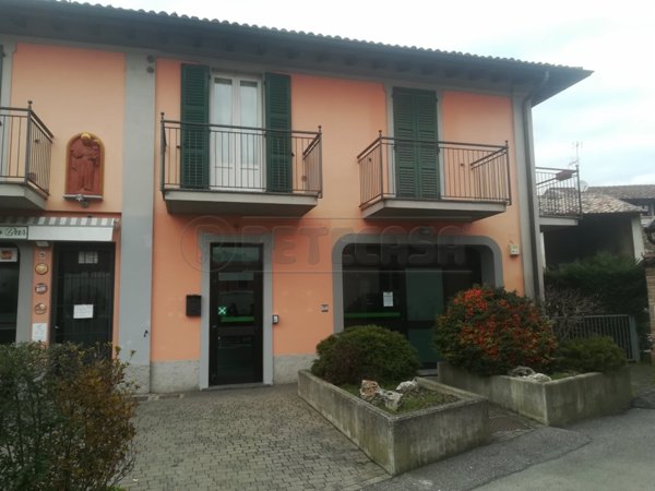 locale commerciale in affitto a Campagnola Cremasca