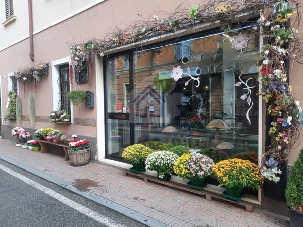 negozio in affitto a Casalbuttano ed Uniti
