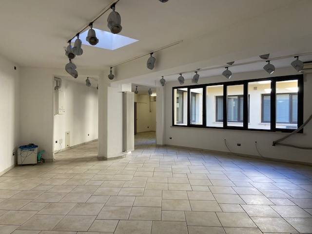 negozio in affitto a Casalmaggiore